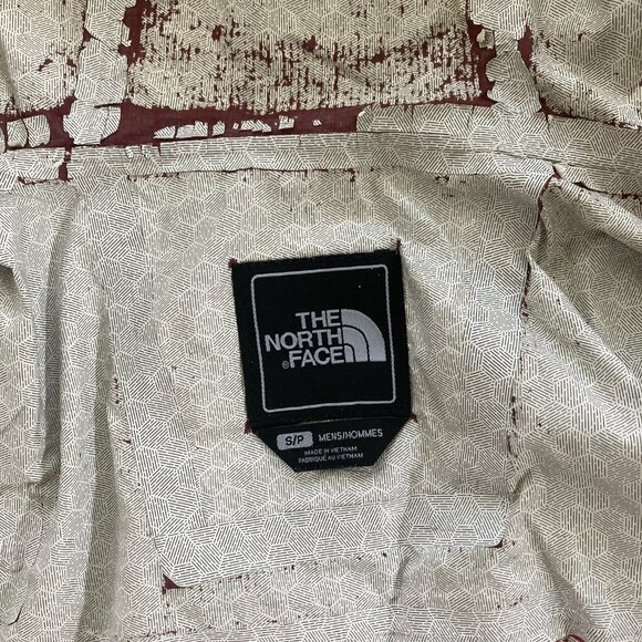 The North Face Red Hooded Men's Wind Breaker Jacket - Picture 7 of 7